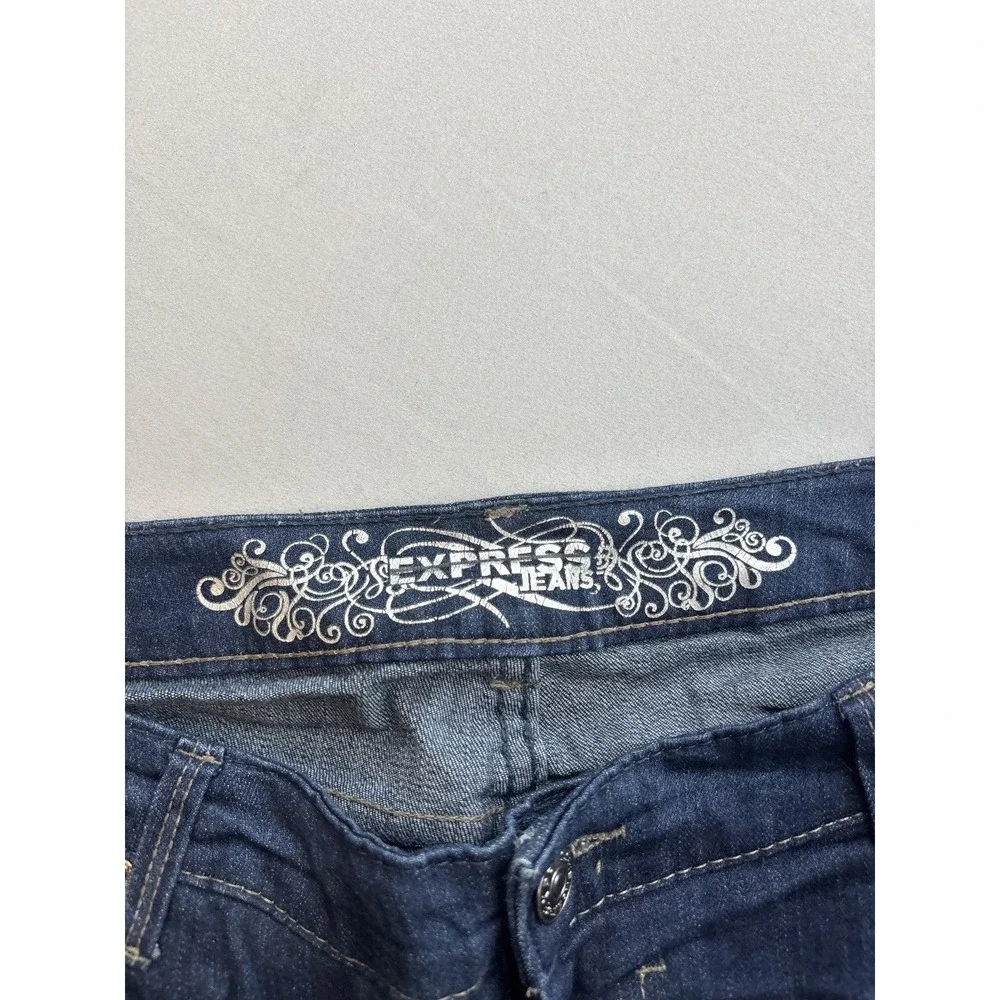 EXPRESS JEANS Women's Size 12 Dark Wash Straight Leg Denim Mid Rise Inseam 29